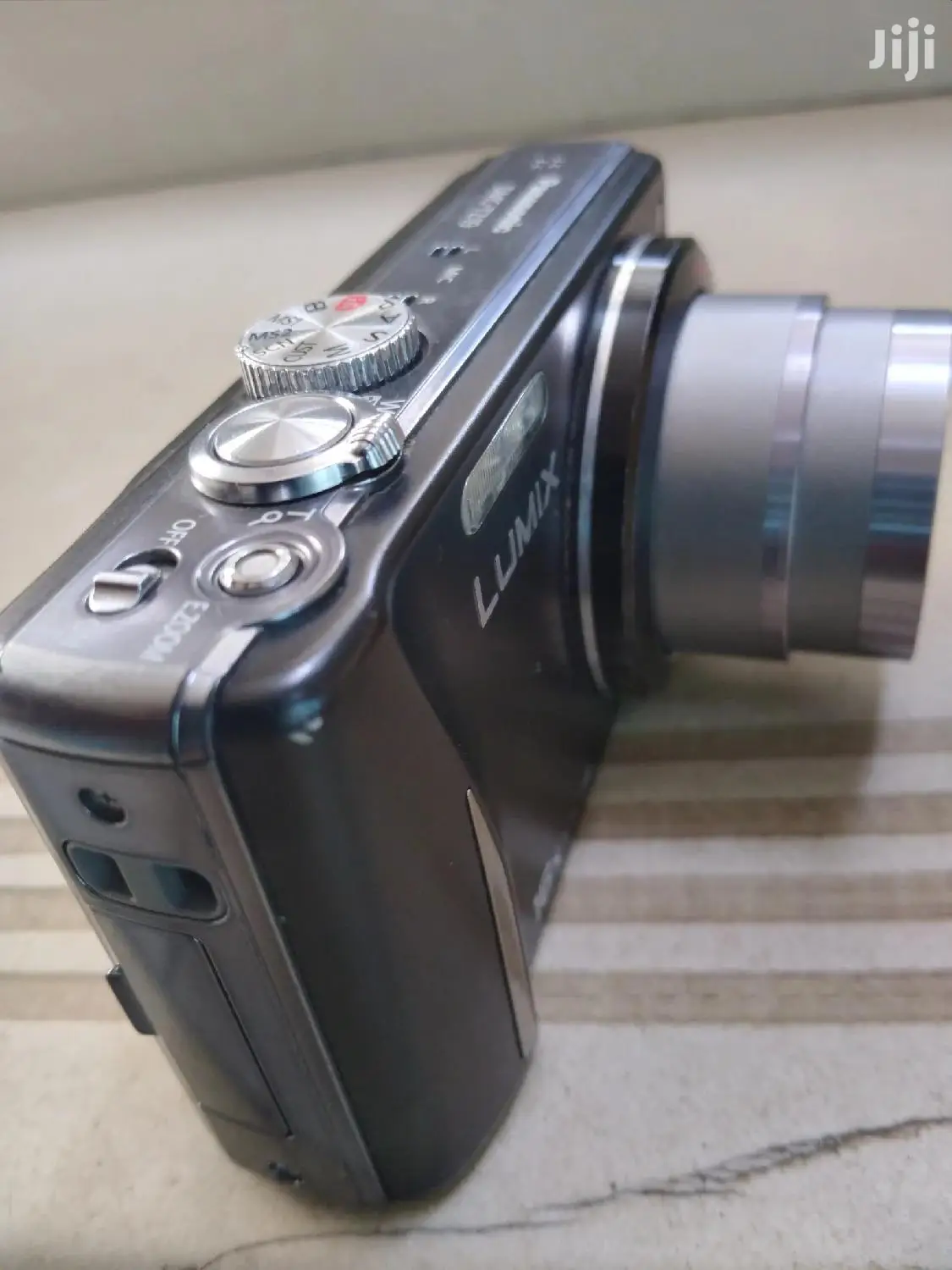 Digital Camera