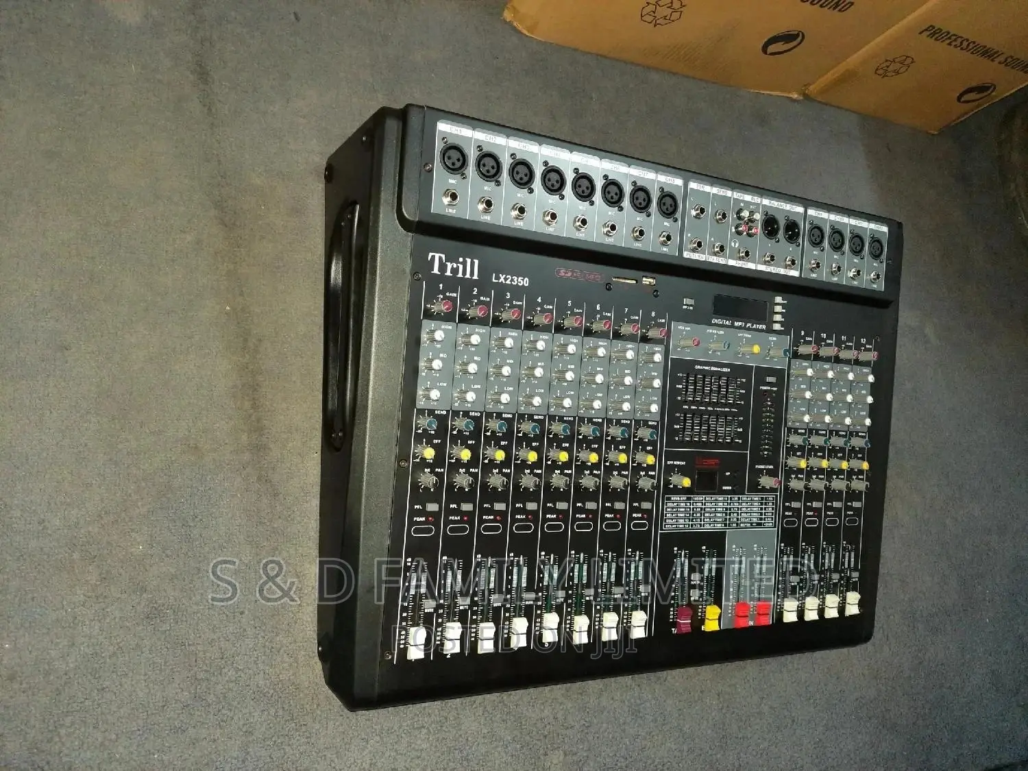 Trill LX2350 12 Channels Powered Mixer