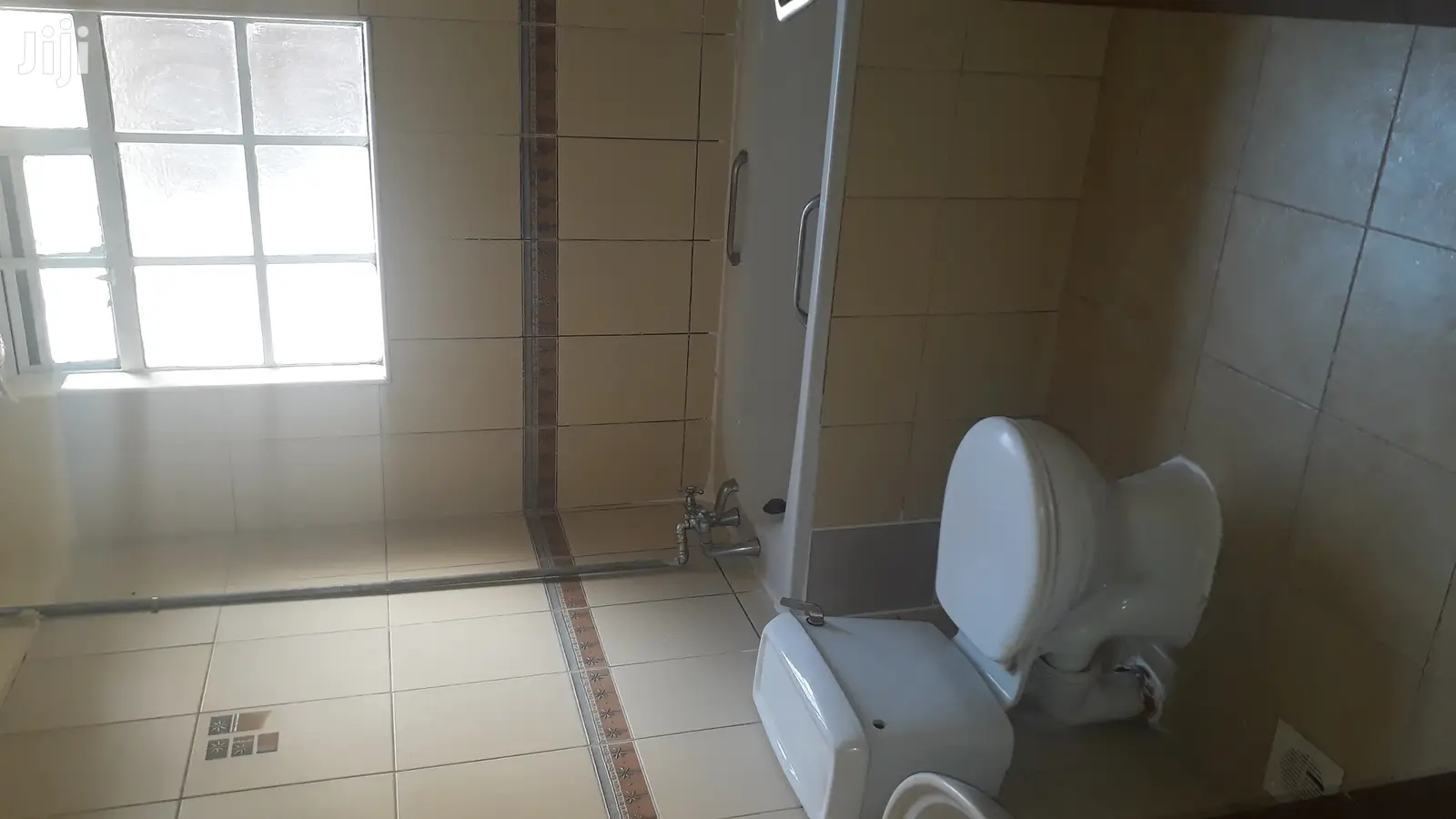4bdrm Apartment in Kyuna Estate for Rent