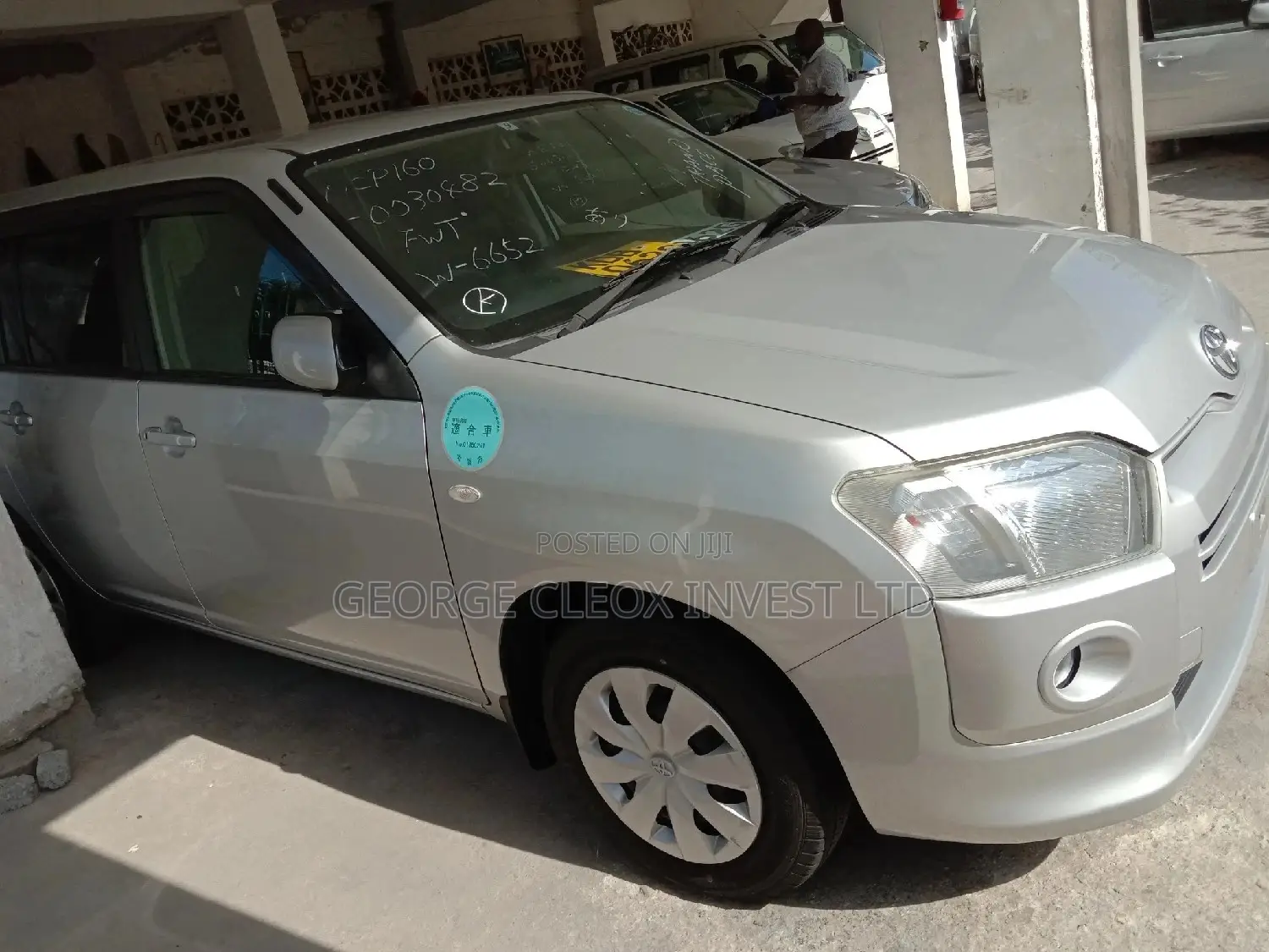 Toyota Succeed SV Premium 2016 Silver