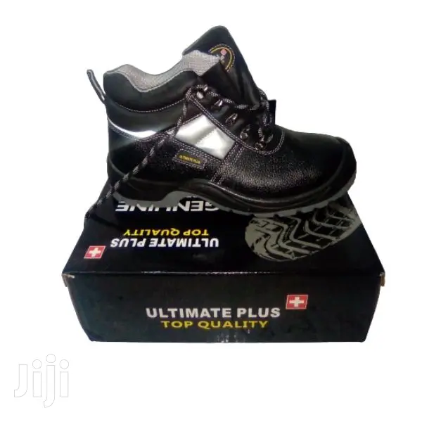Ultimate Plus EN2011 Safety Boots