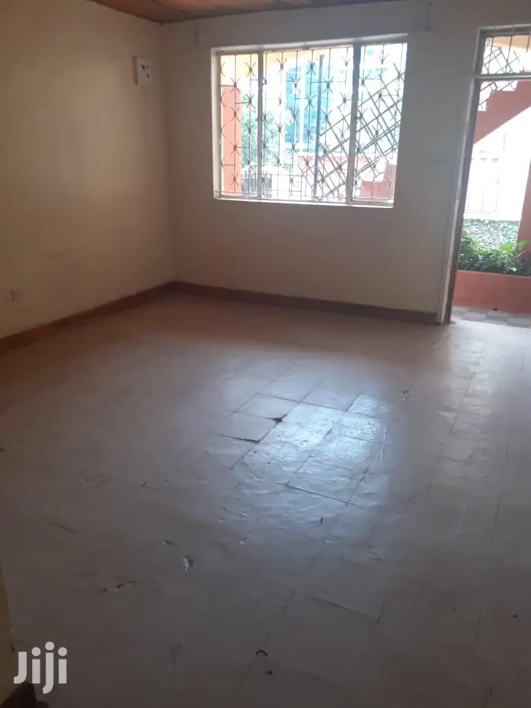 2 Bedroom Flat in Parklands for Rent