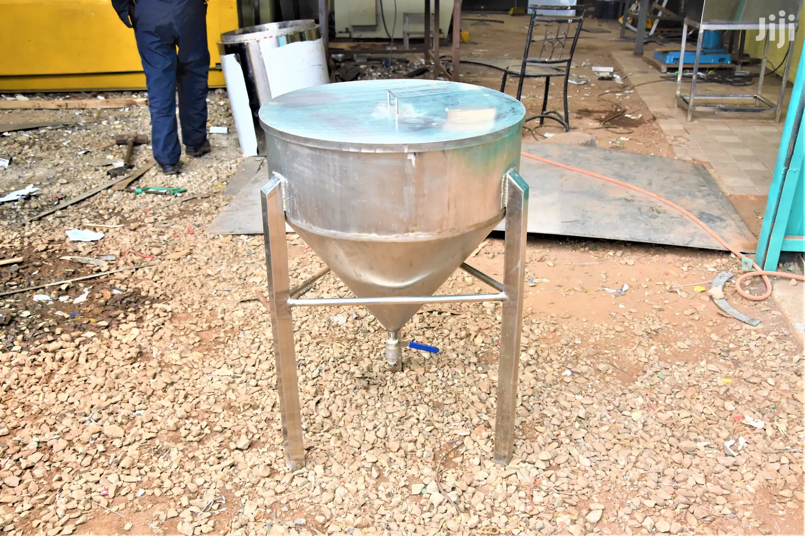 Yogurt Filling Cone (50 Litres)