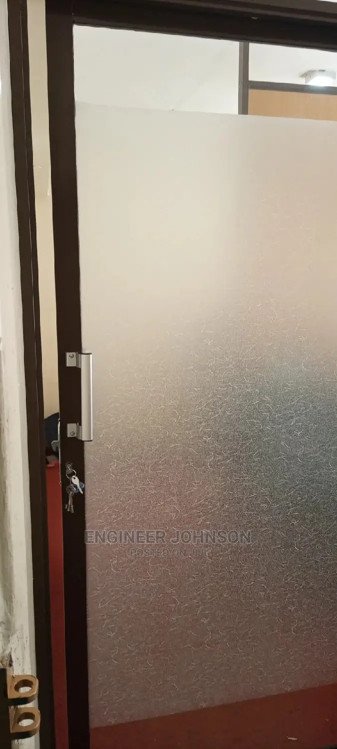 Sliding Door