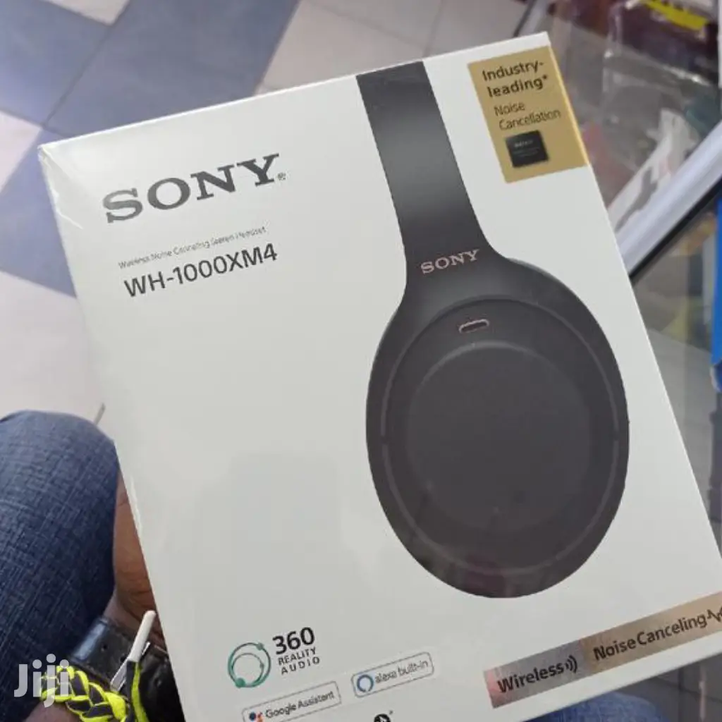 Sony 1000xm4 Noise Cancelling Headphones