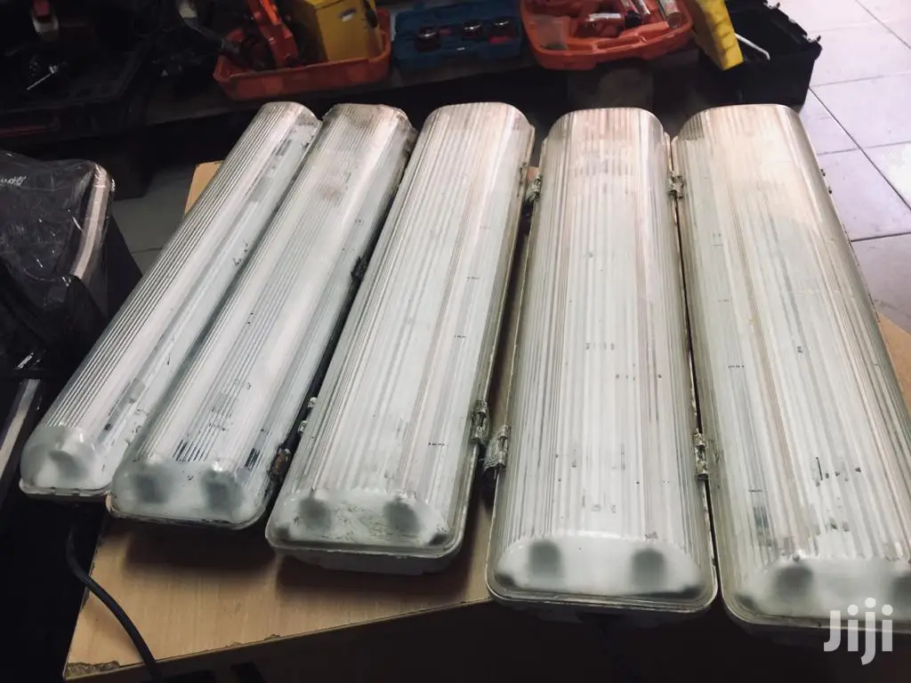 Ex-Uk Electric Lights