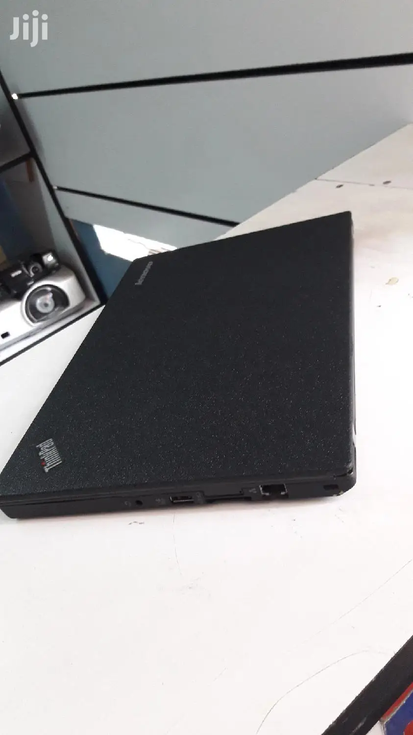 Laptop Lenovo ThinkPad X250 4GB Intel Core I5 HDD 500GB