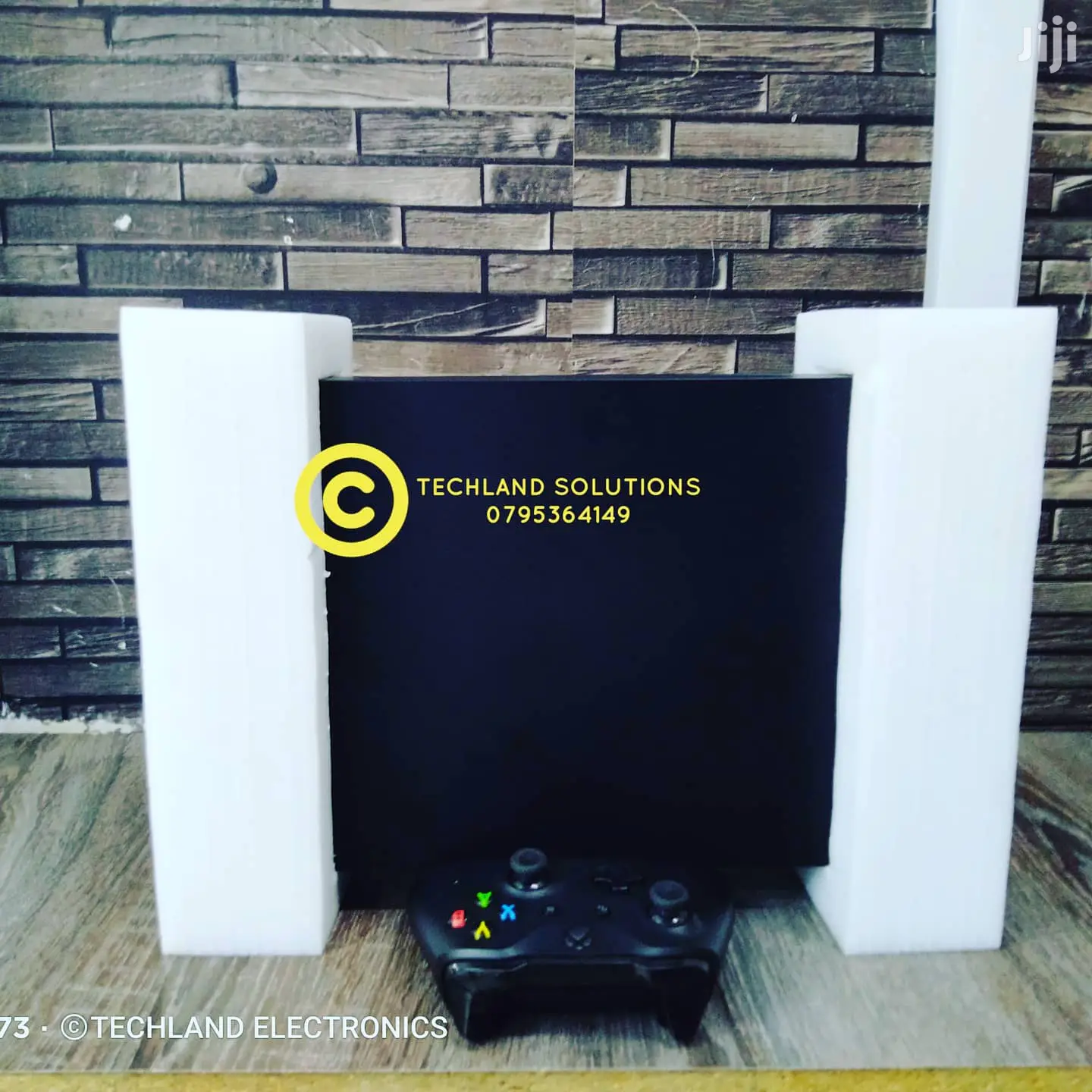 Xbox One X , One Tb