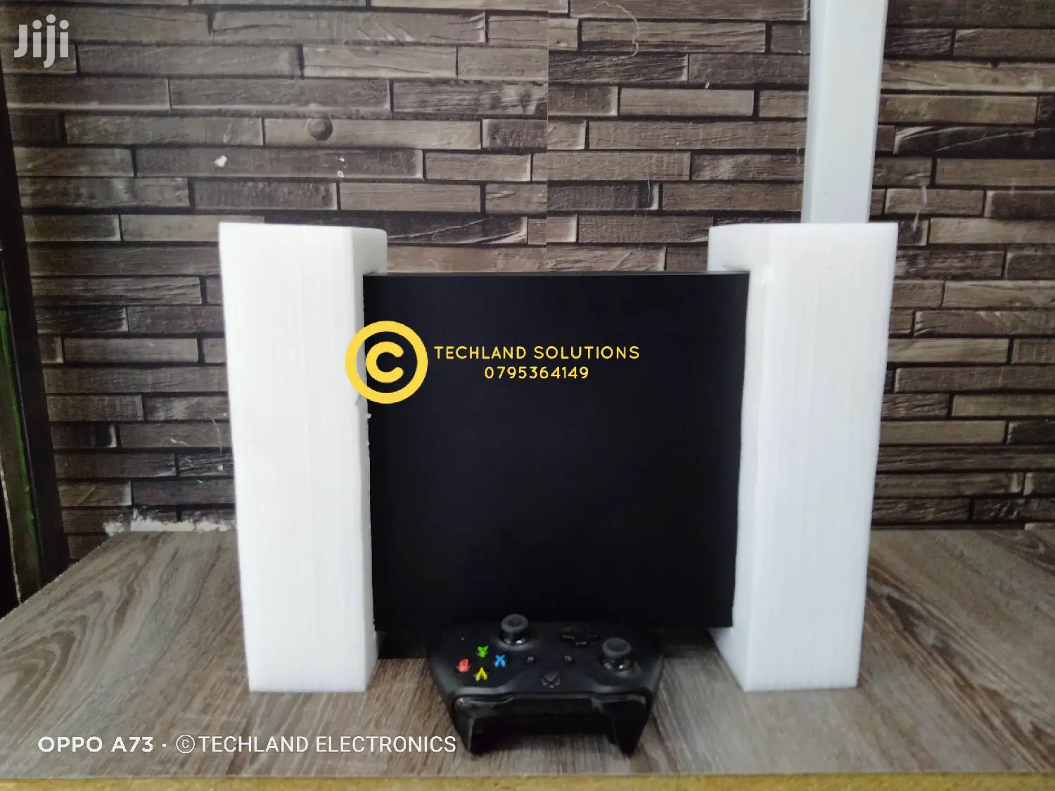 Xbox One X , One Tb