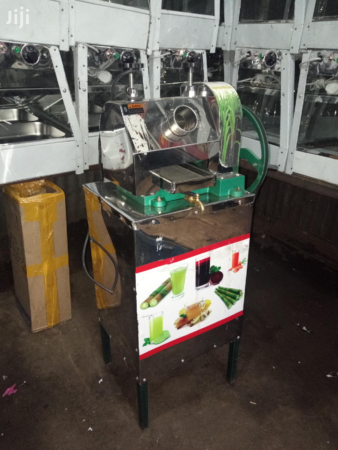 Sugarcane Juicer Machine