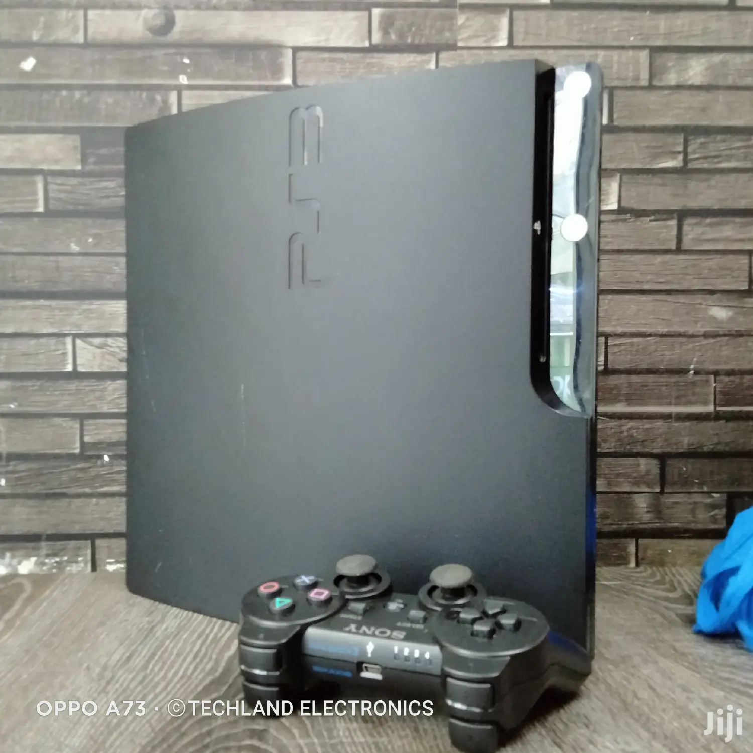 Sony PLAYSTATION 3 With 13 Games