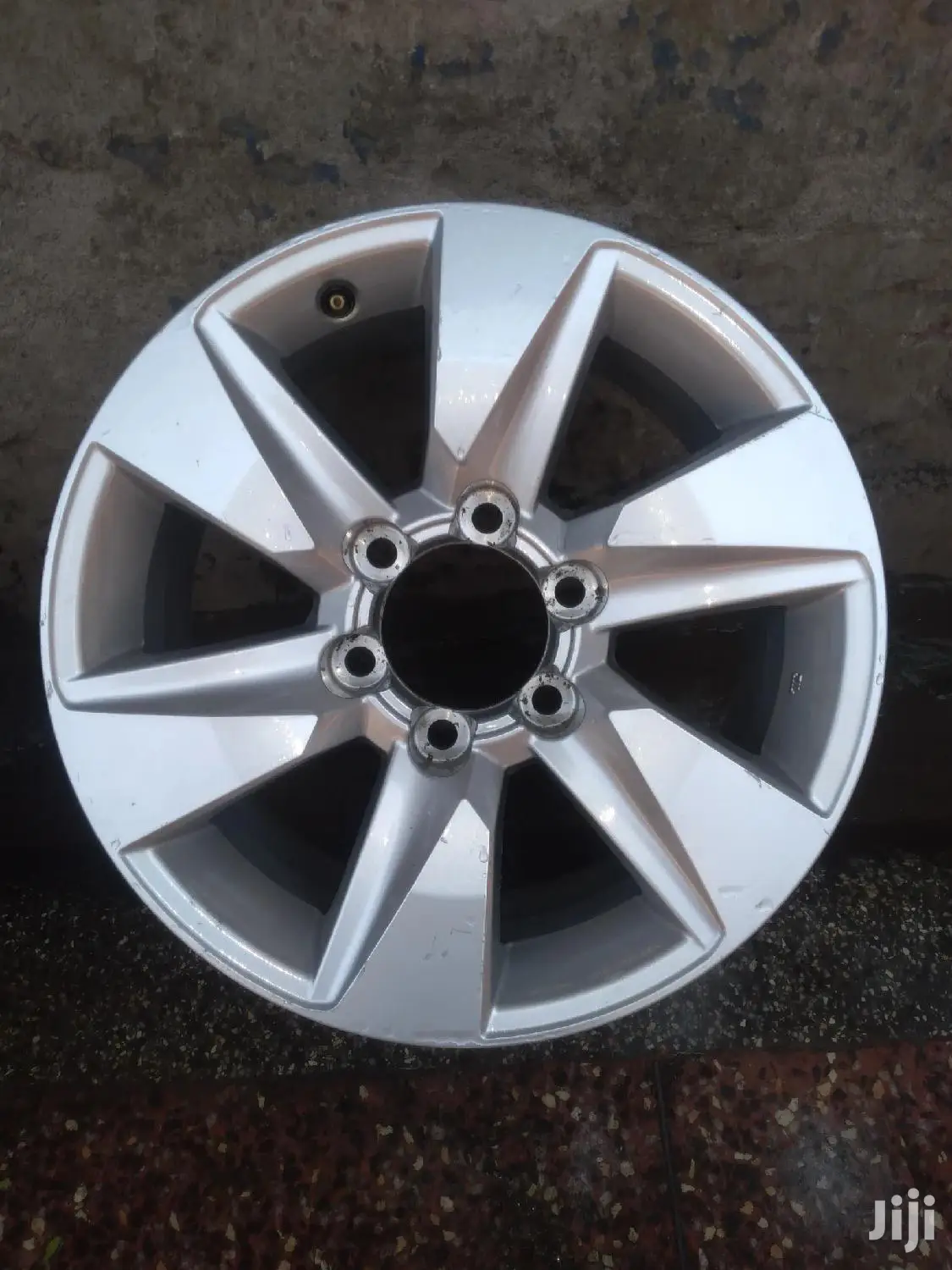 Original Rim Size 17 Inch for Latest Prado Tx 150.
