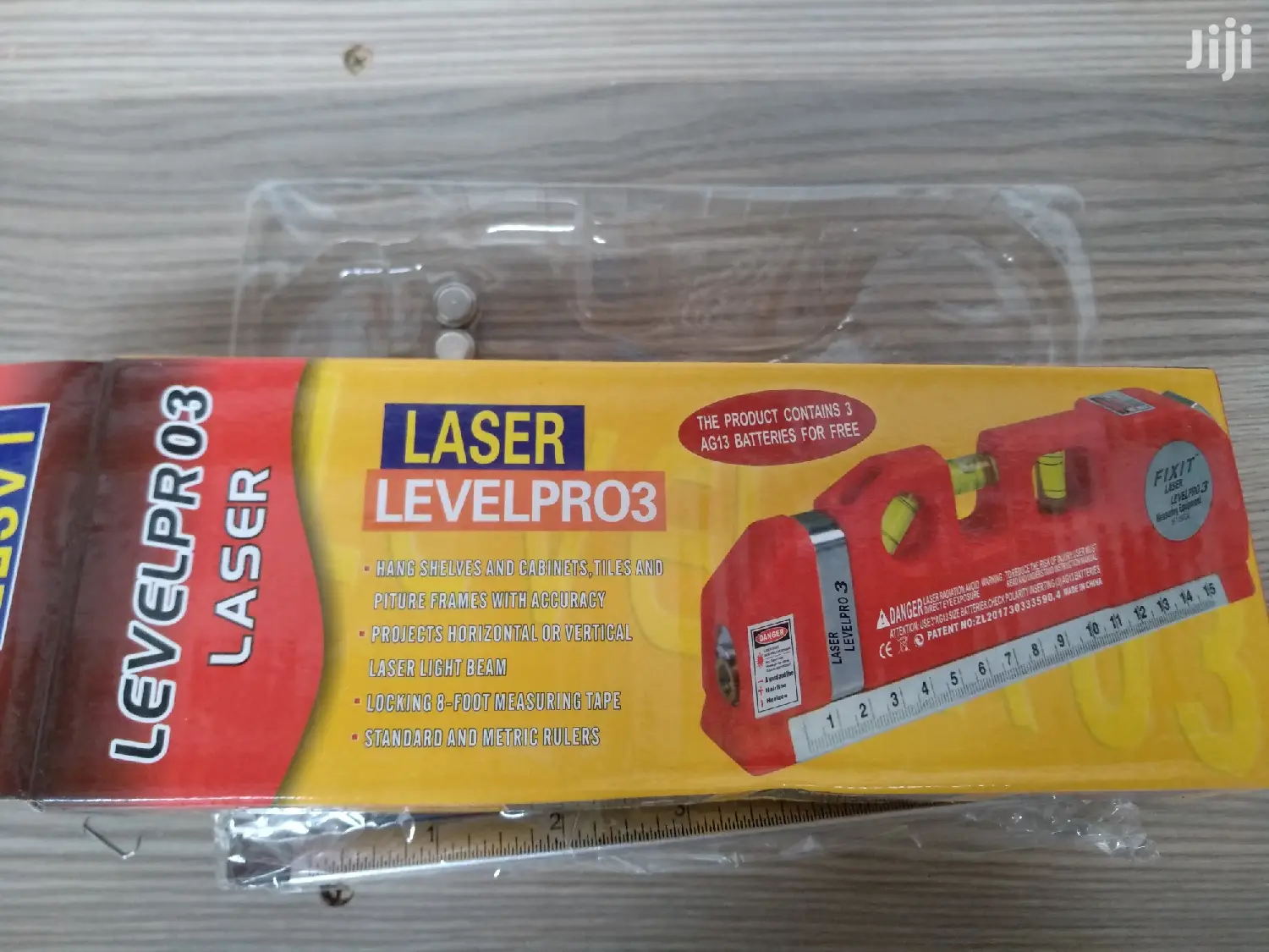 Laser Tape Measure Pro 8ft