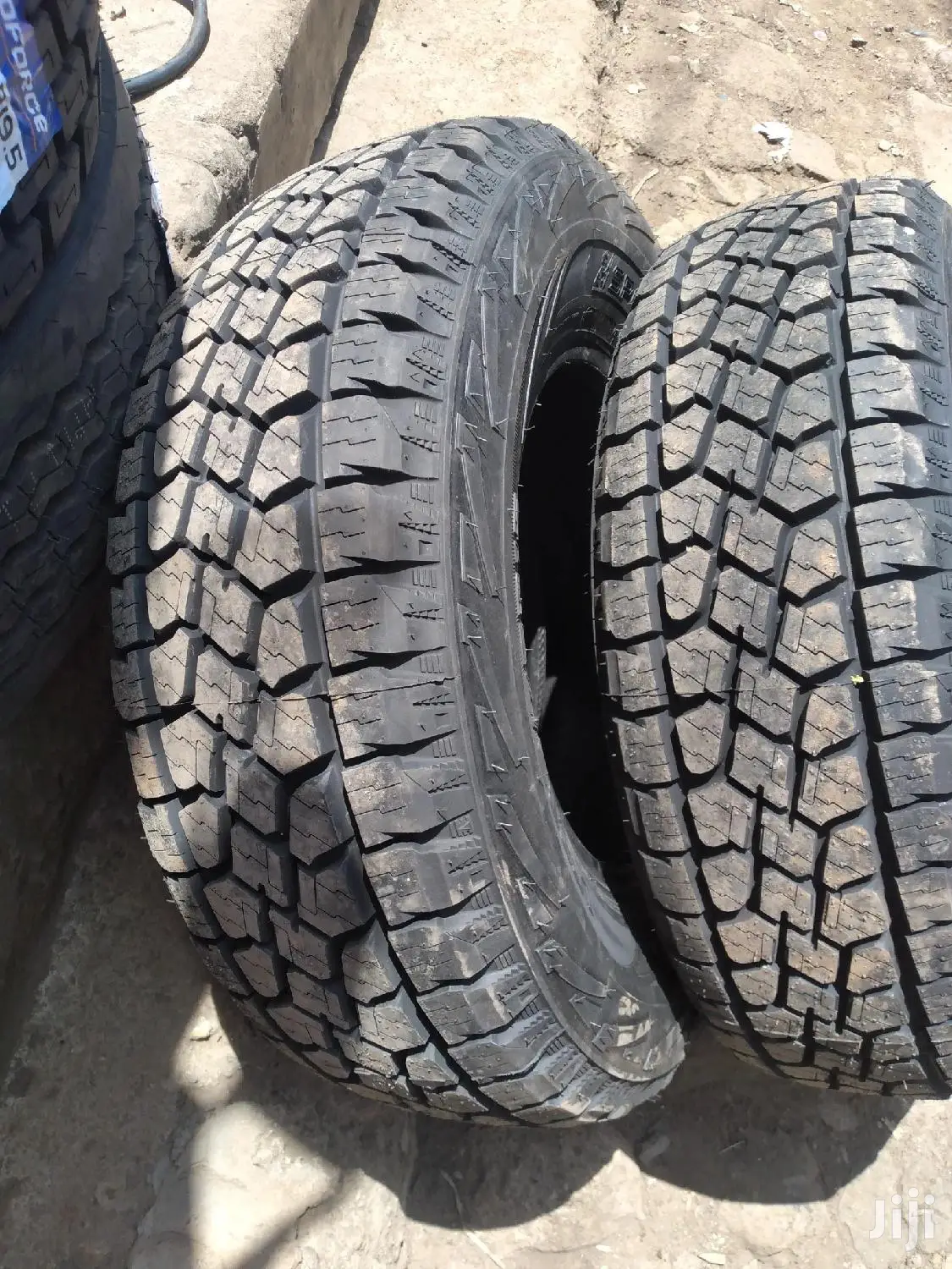 Sporttrack Tires Sizes 235/75r15 C 8 Ply Rating.