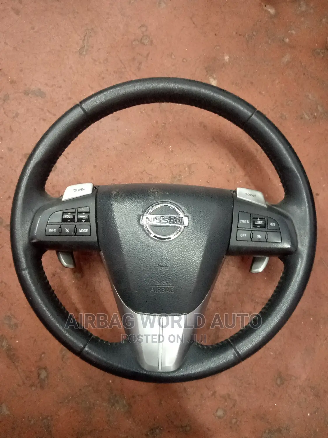 Nissan Lavesta Steering Airbag