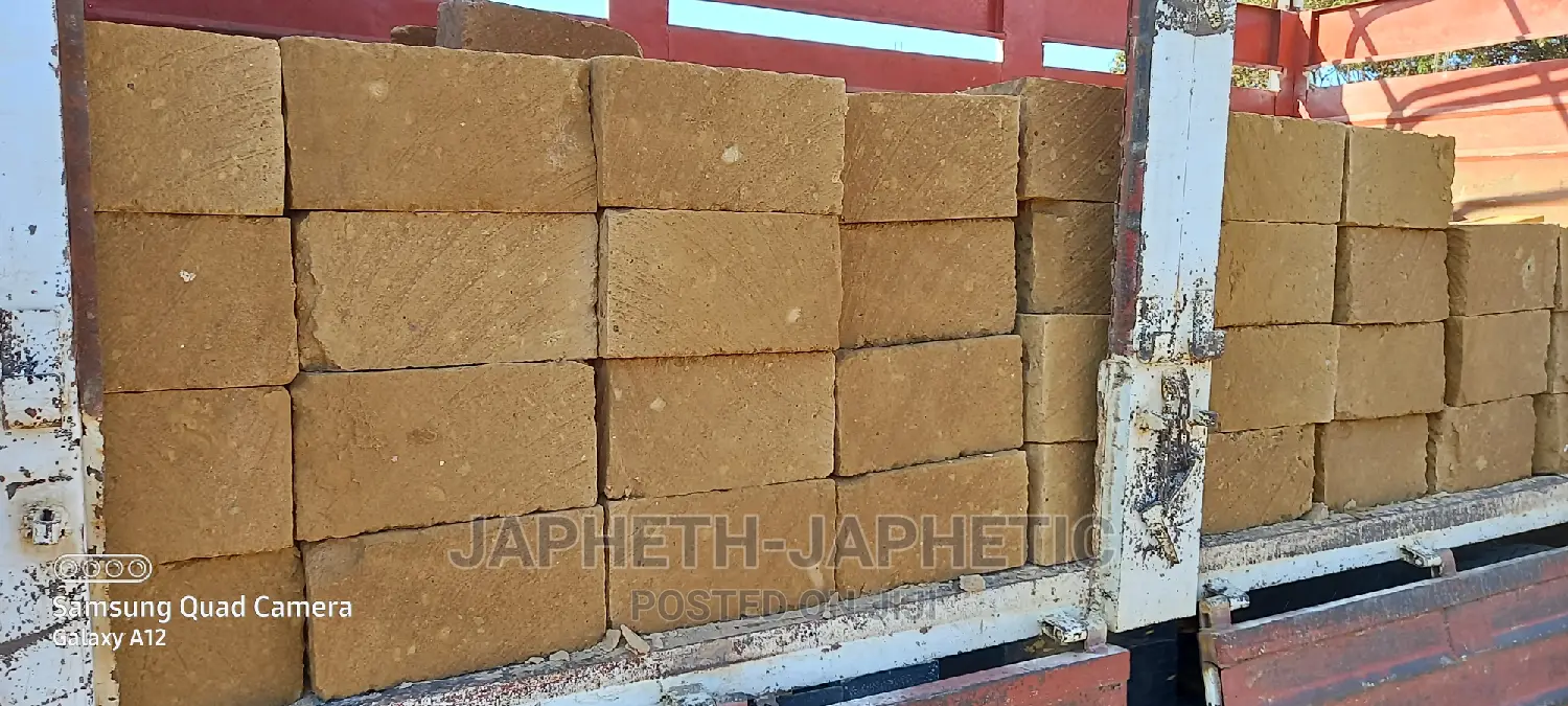 Yellowbrown Machine Cut Stones