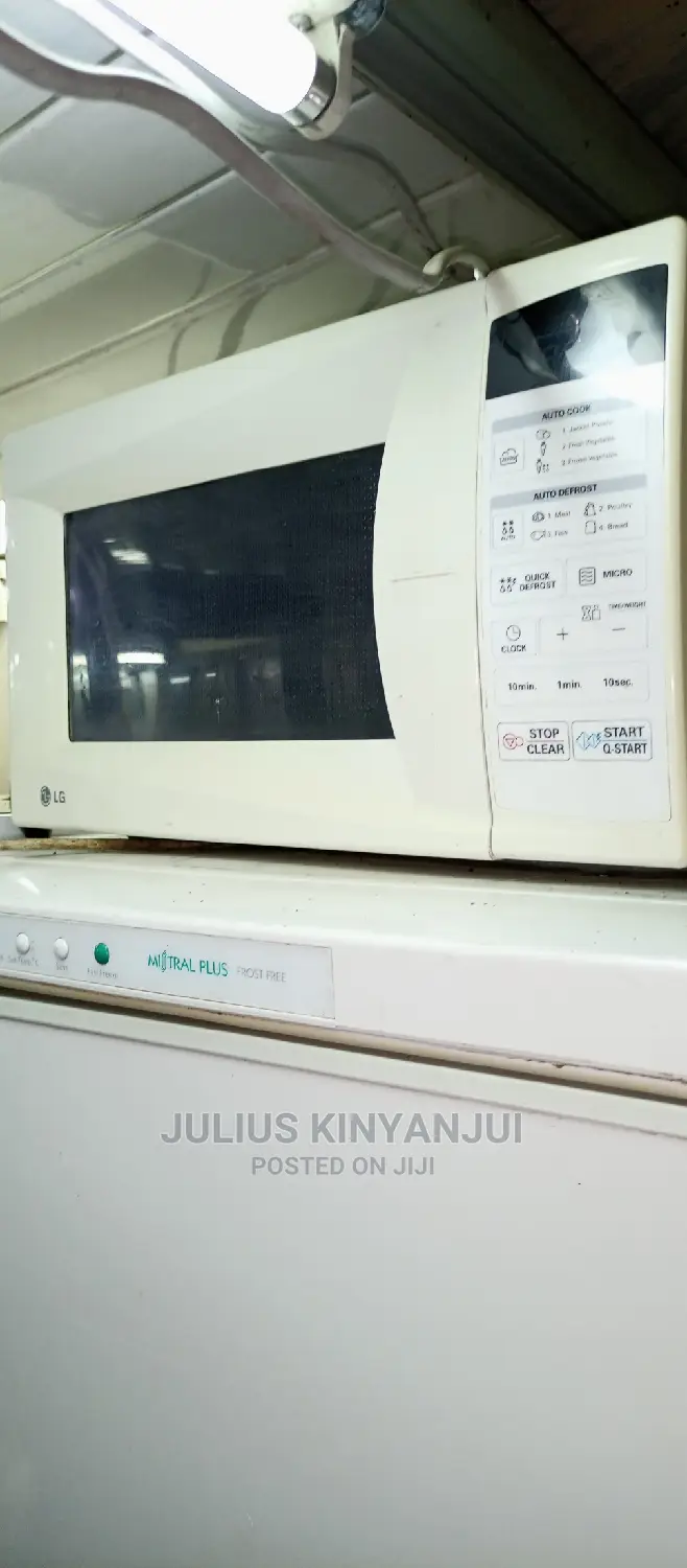 LG Microwave Oven