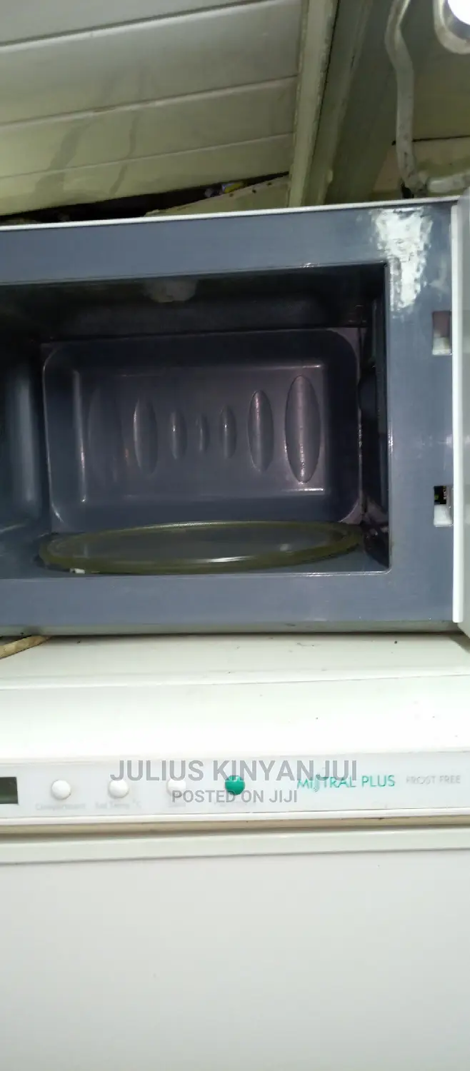 LG Microwave Oven