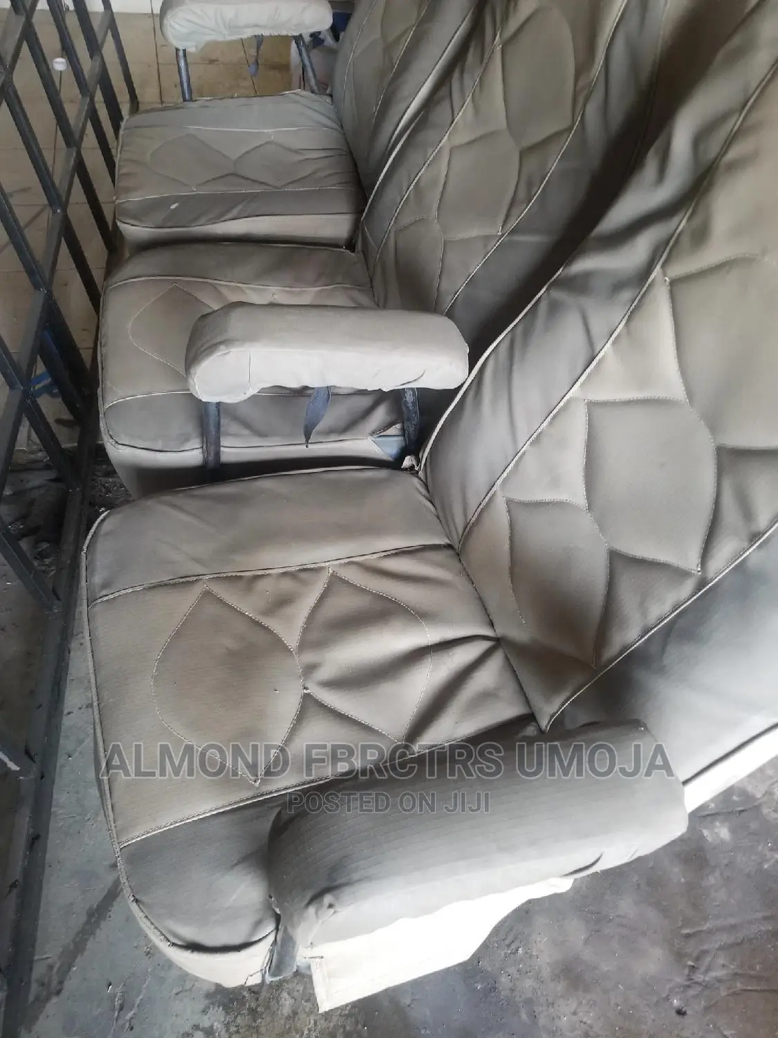 Tour Van Seats With Armrest