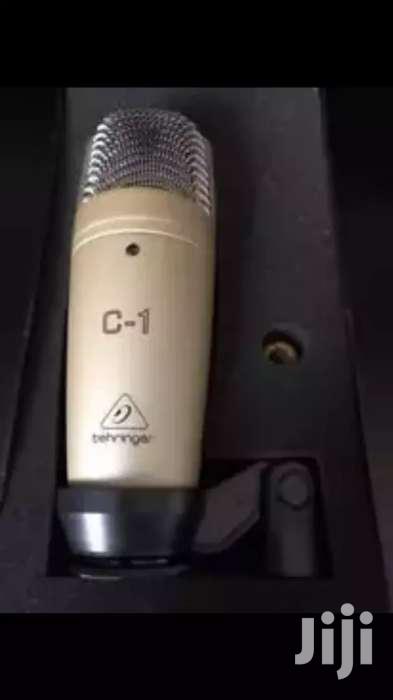 Behringer C1