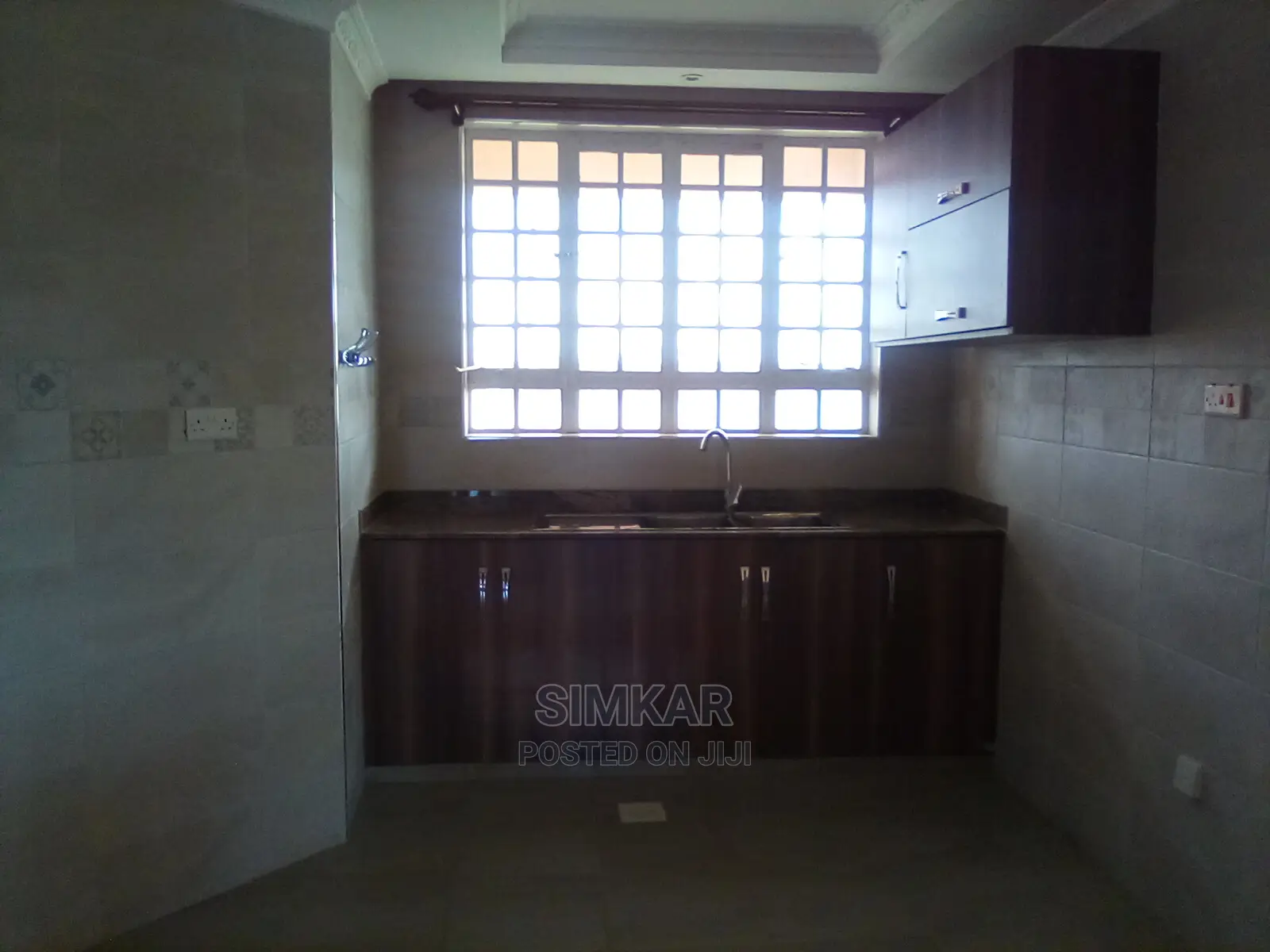4bdrm House in Kenyatta Road / Theta for Sale