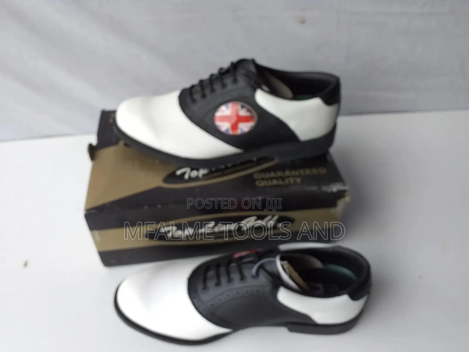 Sale! Clearance ! Genuine Leather Men Golf Shoes Plastic Spikes Ex-Uk