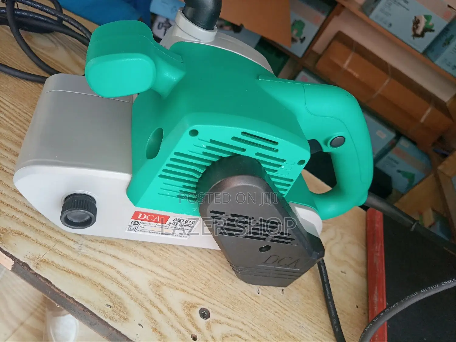 DCA Belt Sander