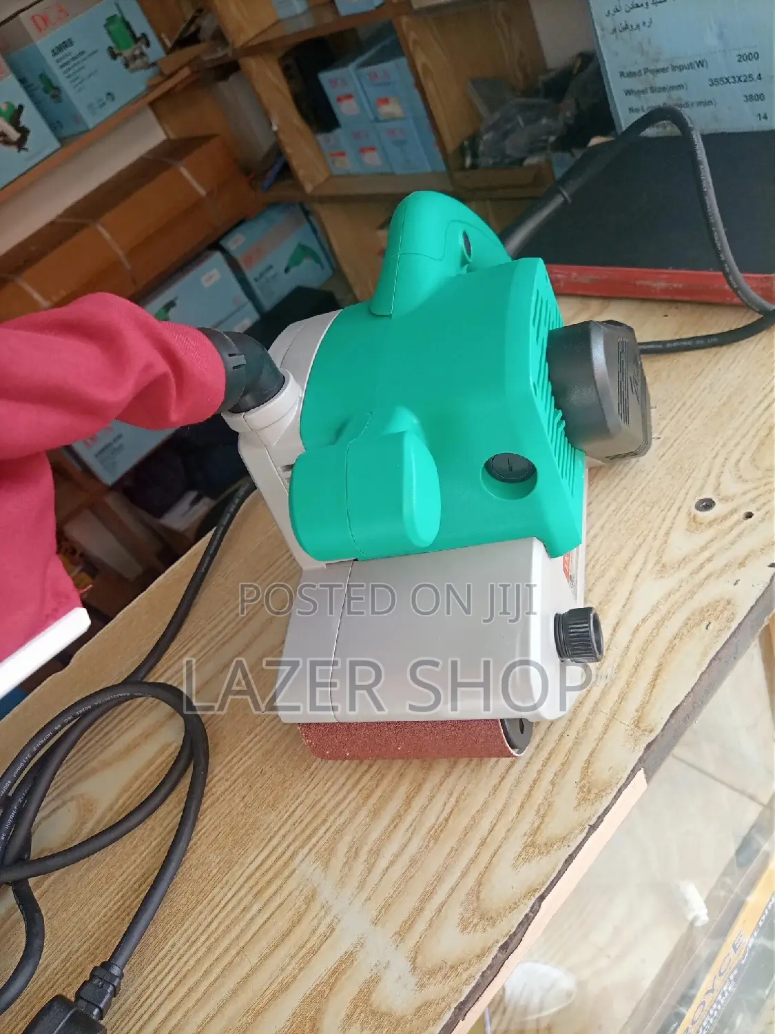 DCA Belt Sander