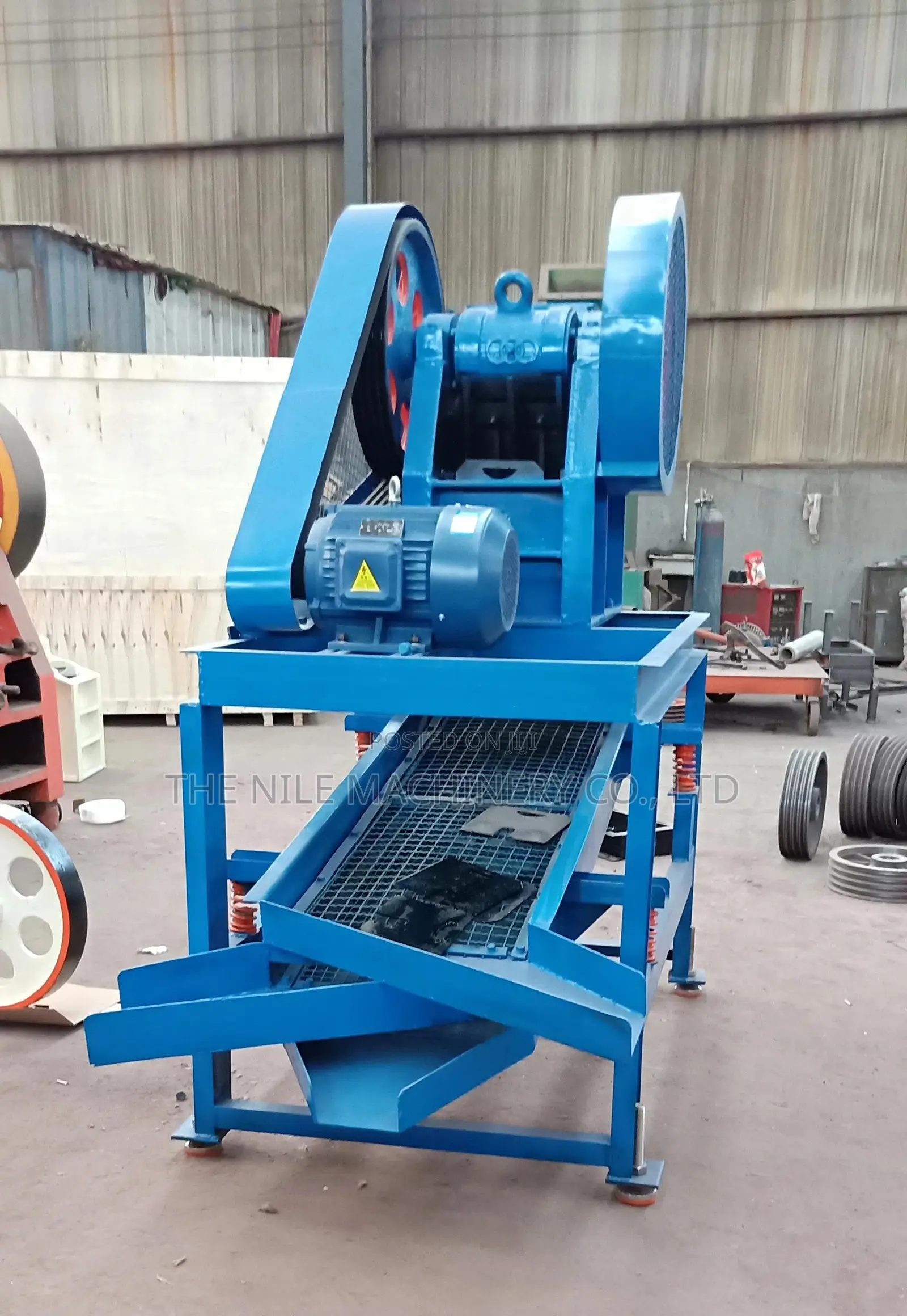 Small Electric Motor Jaw Crusher With Vibrating Screen