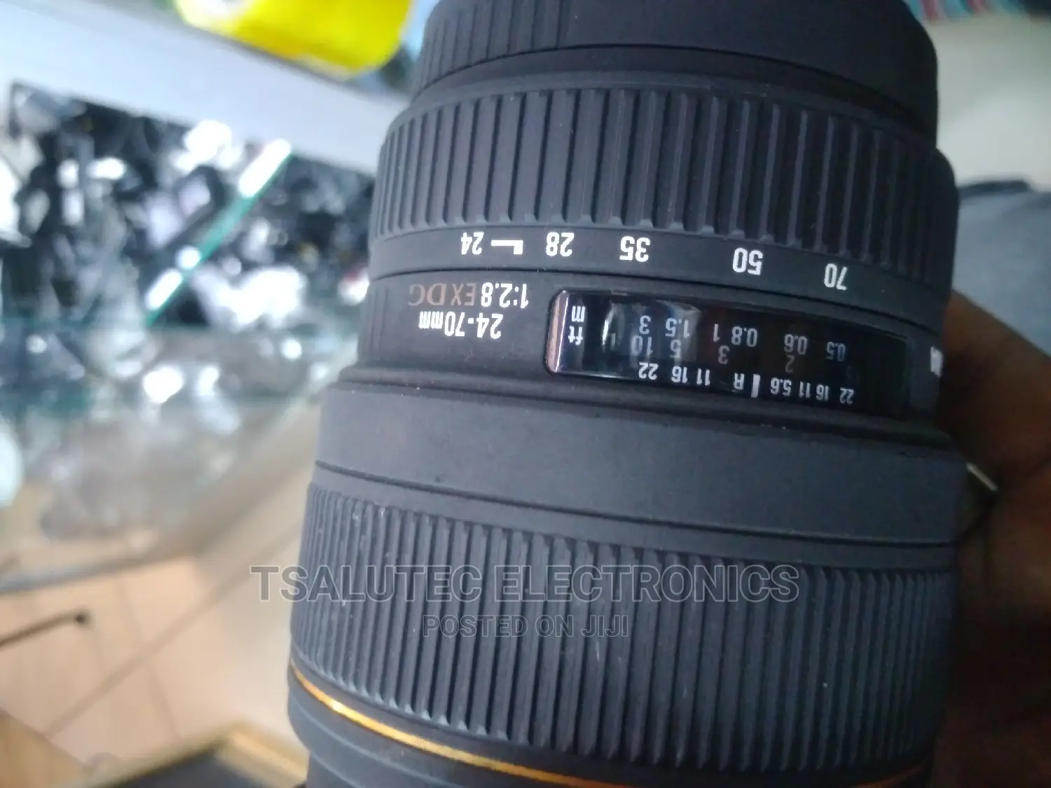 24-70mm 2.8 Canon Lense
