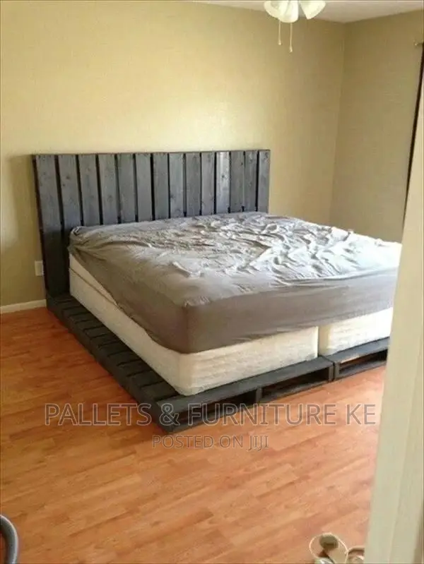 Pallets Bed
