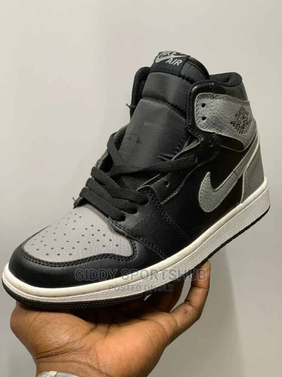 Air Jordan 1 Stocked Now in Various Colours 
Sizes 40——45