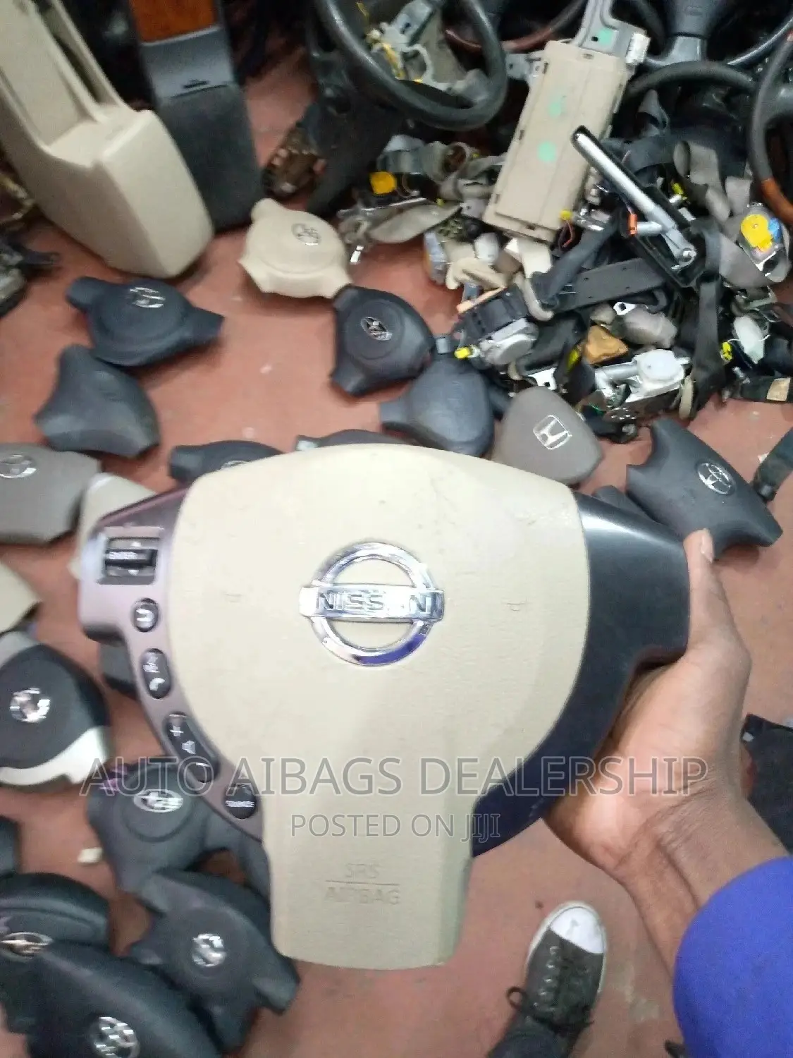 Stearing Airbags for All Kind of Car With a Better Price.