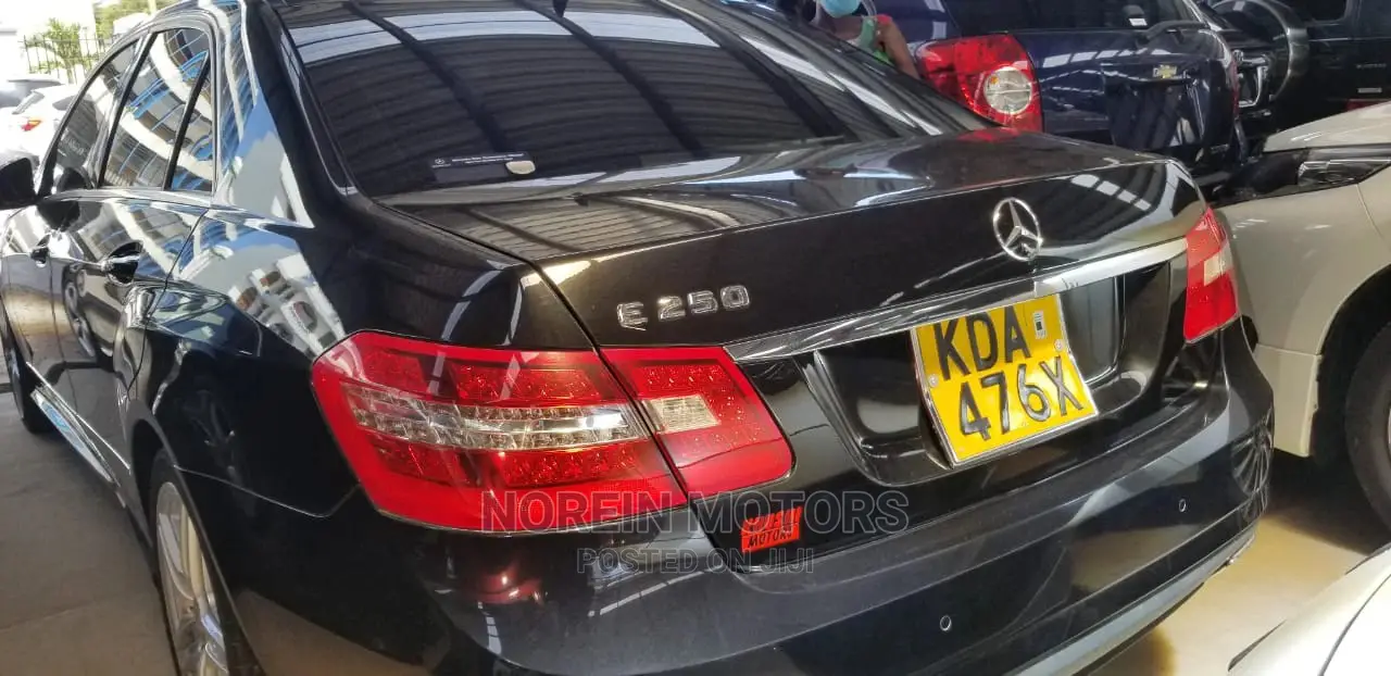 Mercedes-Benz E250 2013 Black