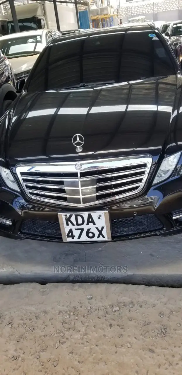 Mercedes-Benz E250 2013 Black