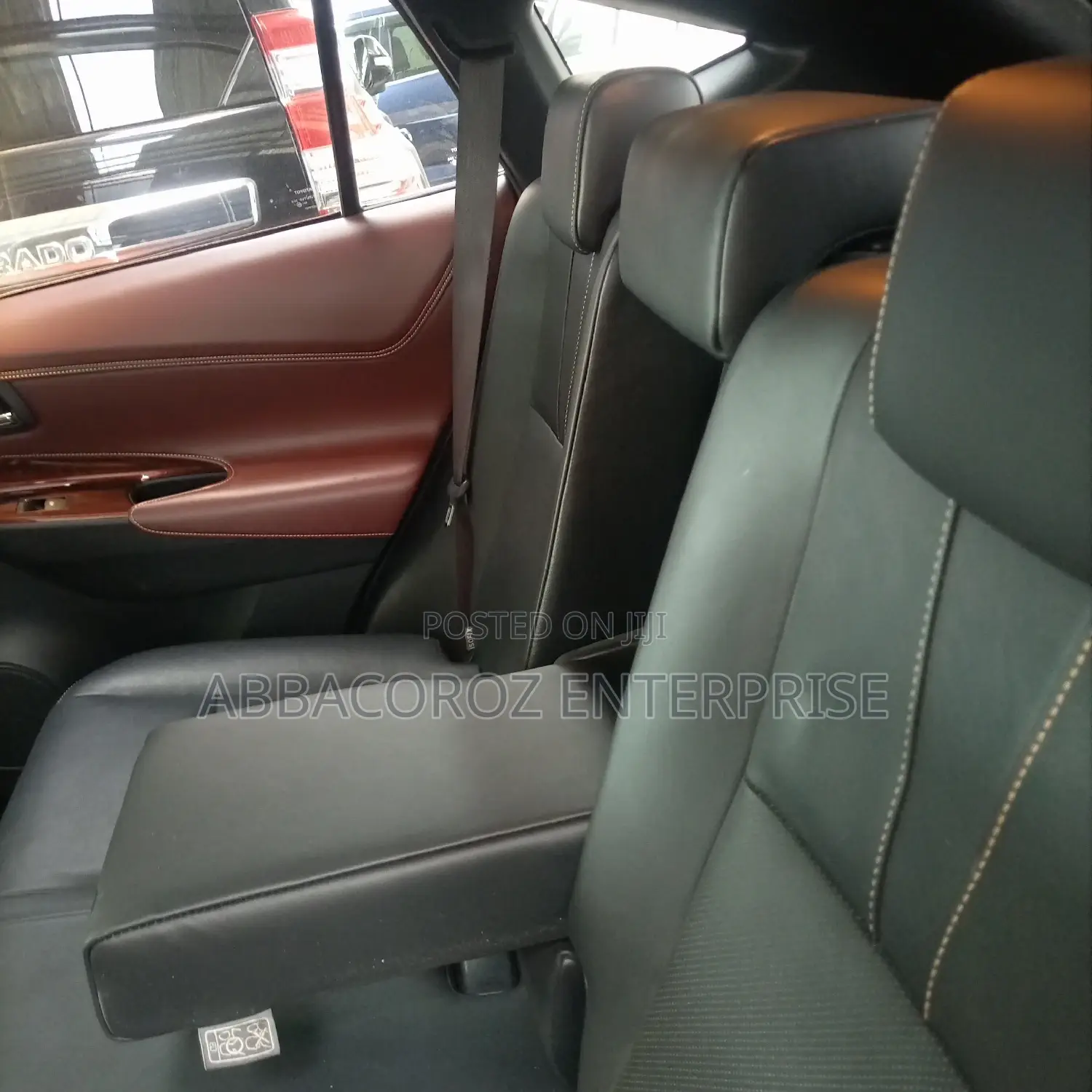 Toyota Harrier 2.5 Hybrid 4WD 2015
