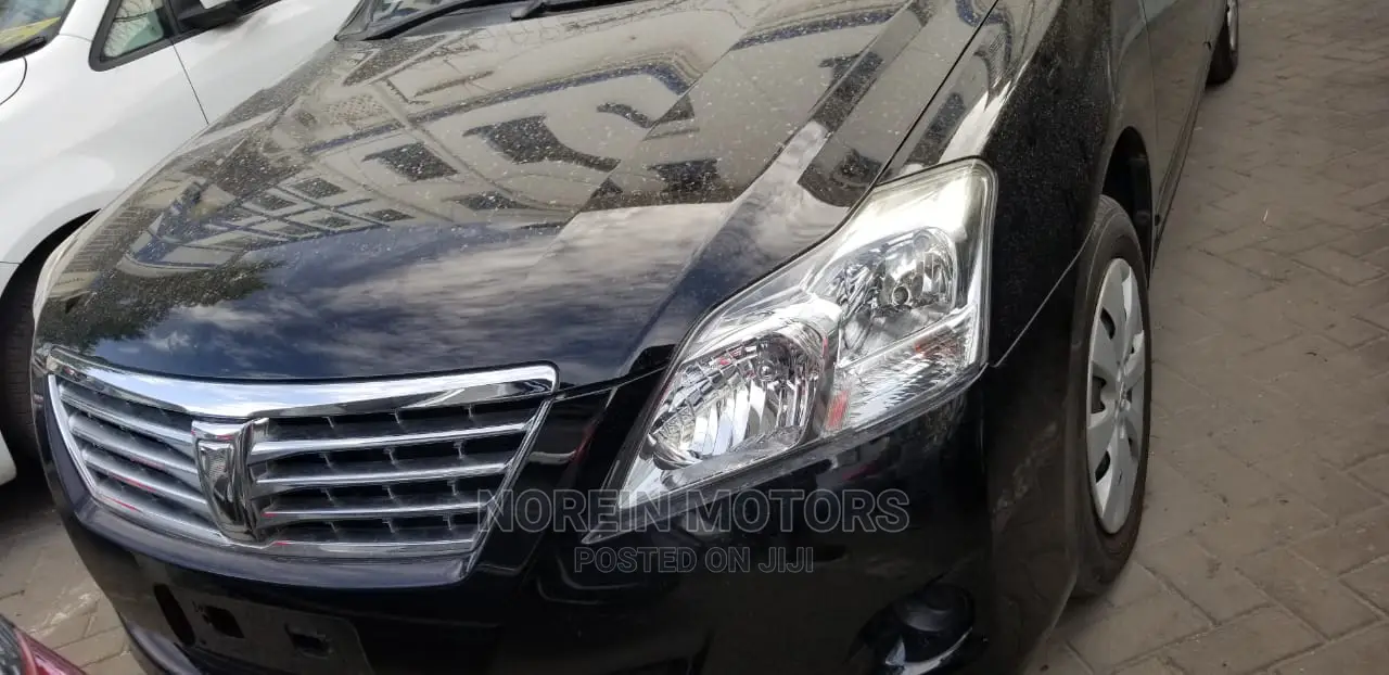 Toyota Premio 2014 Black