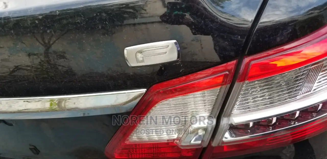 Toyota Premio 2014 Black