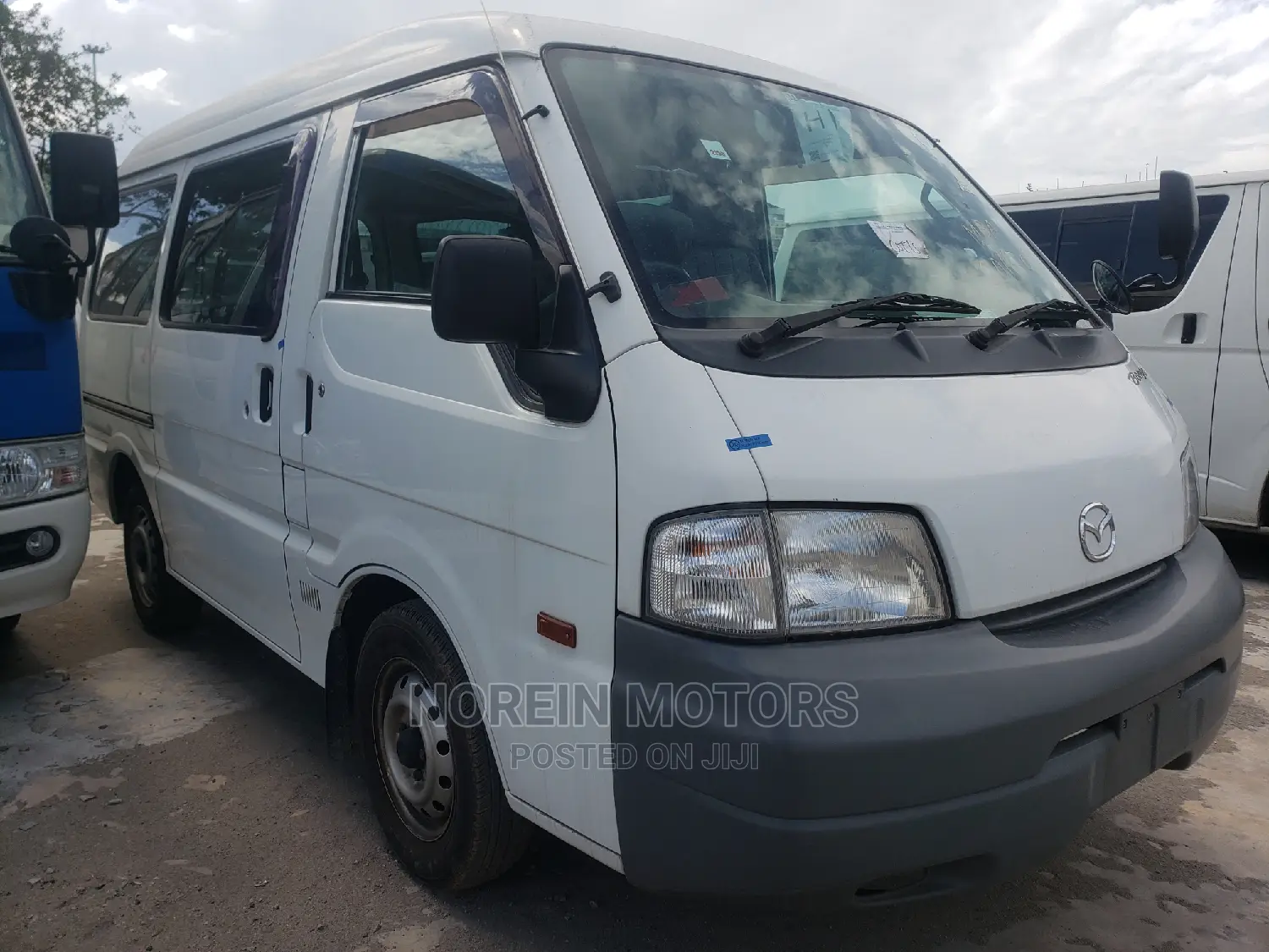 Mazda Bongo 2014 White