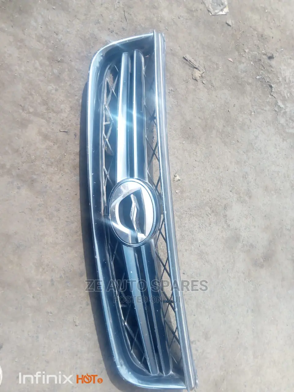 Fielder 2010 Front Grill