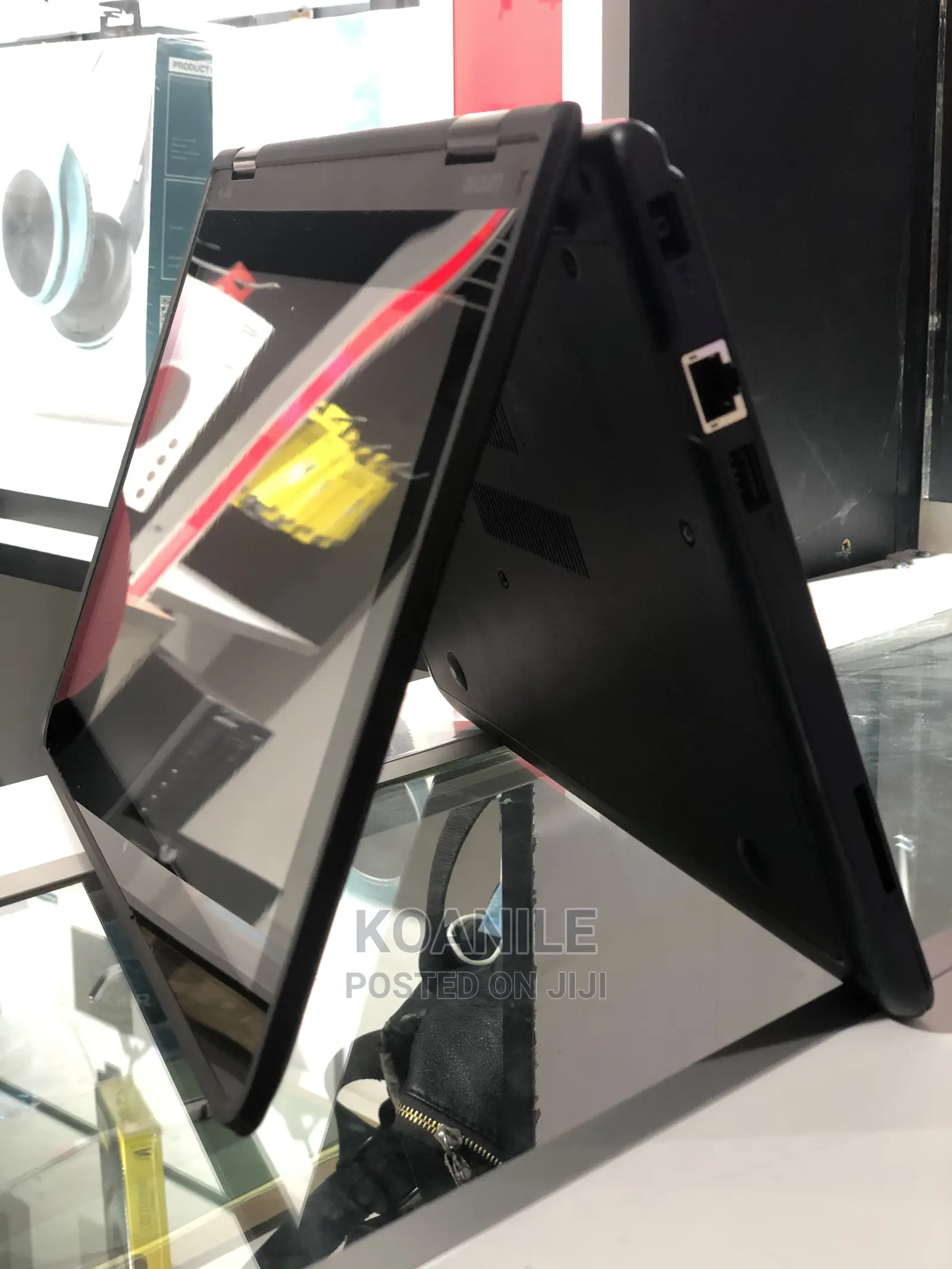 Laptop Lenovo Yoga 11e 4GB Intel Celeron SSD 128GB