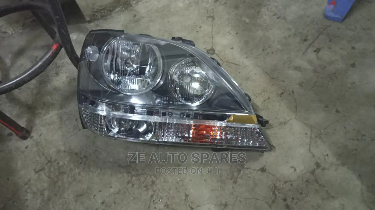 Harrier Old Shape Headlight