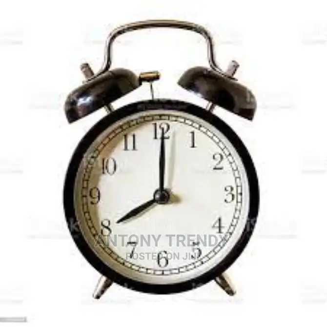 Vintage Classic Bedside/Analogue Alarm Clock