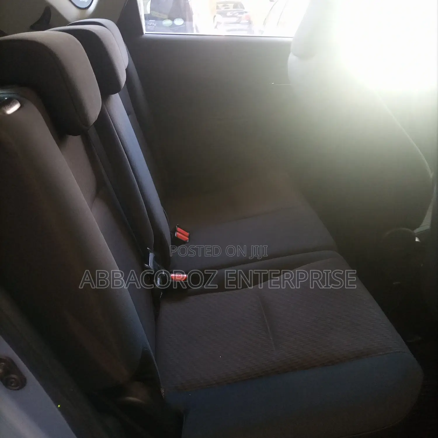 Toyota Ractis 2014 Blue
