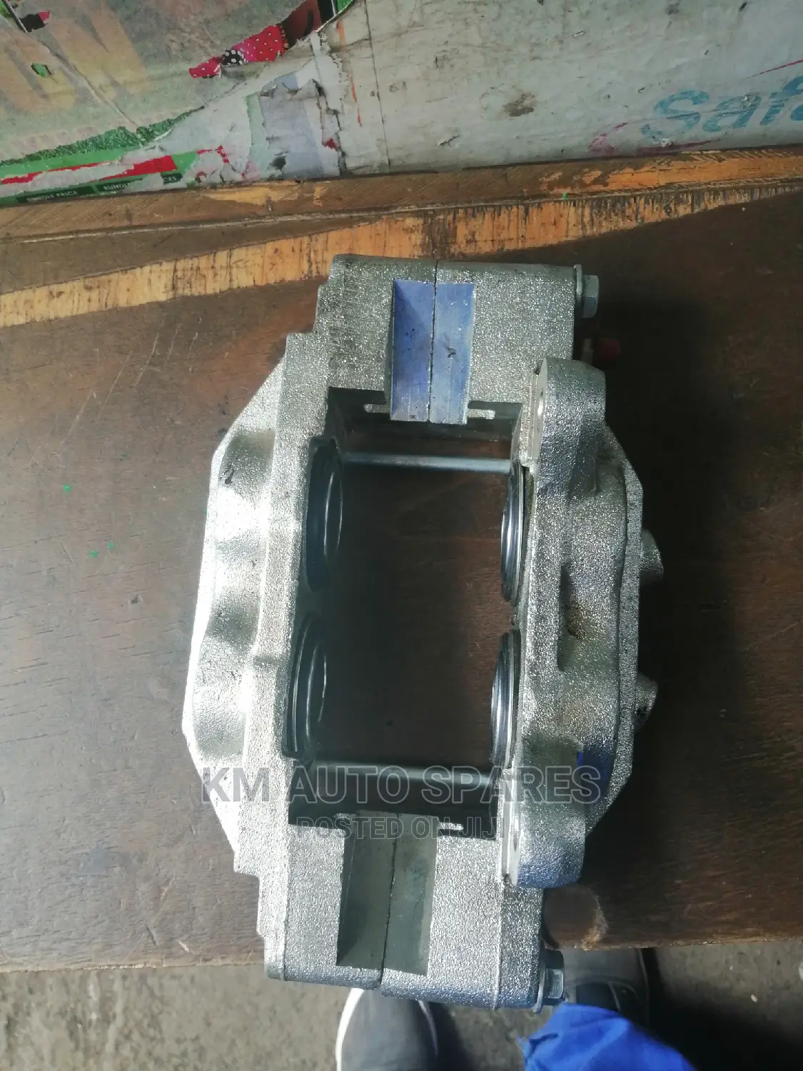 Toyota Hilux Vigo (South Africa) Front Brake Calliper (4wd).