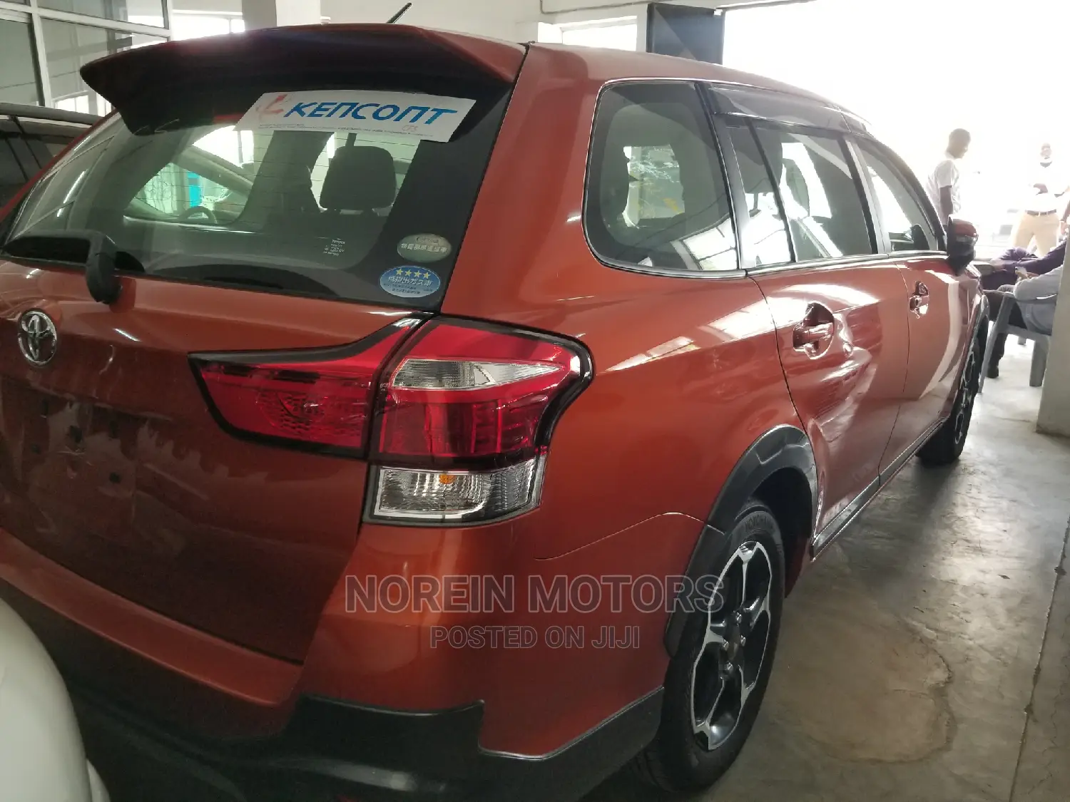 Toyota Fielder 2015 Orange