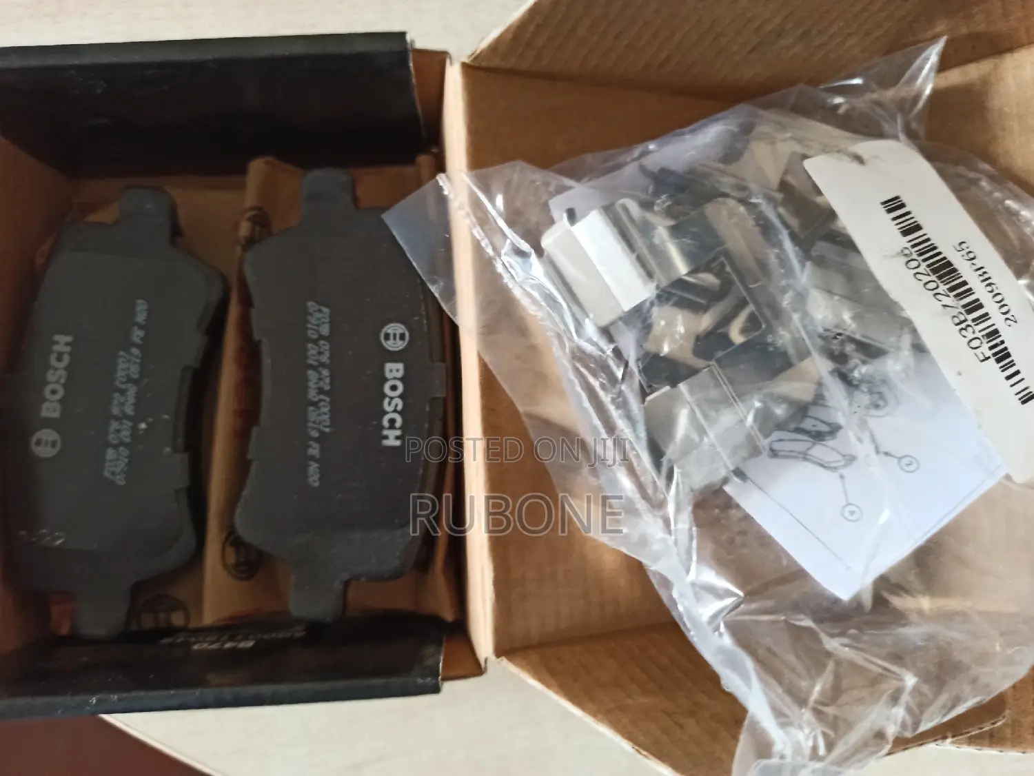 Volvo or Evoque Brake Pads Rear - Bosch