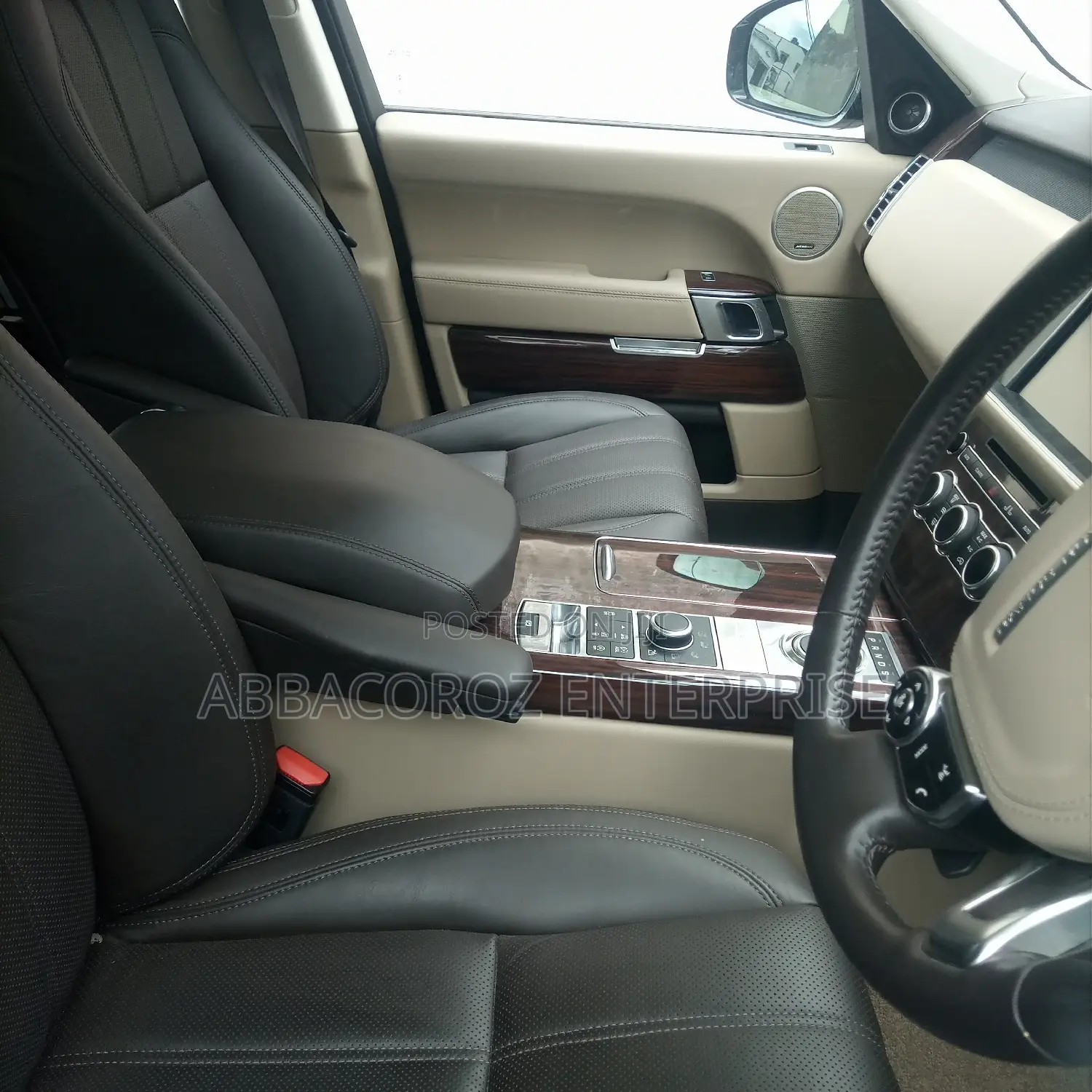 Land Rover Range Rover Vogue 2014 White
