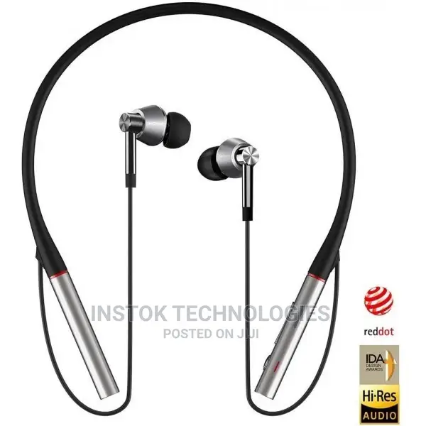 1more Triple Driver Bluetooth Wireless In-Ear Headphones