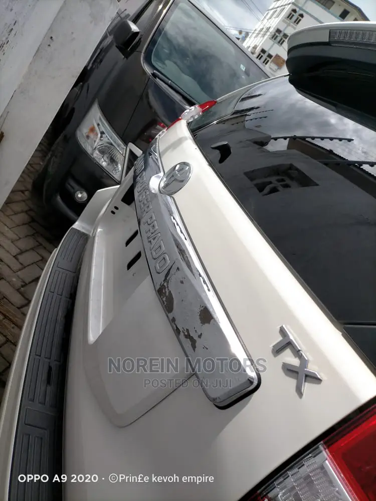 Toyota Land Cruiser Prado 2015 Pearl